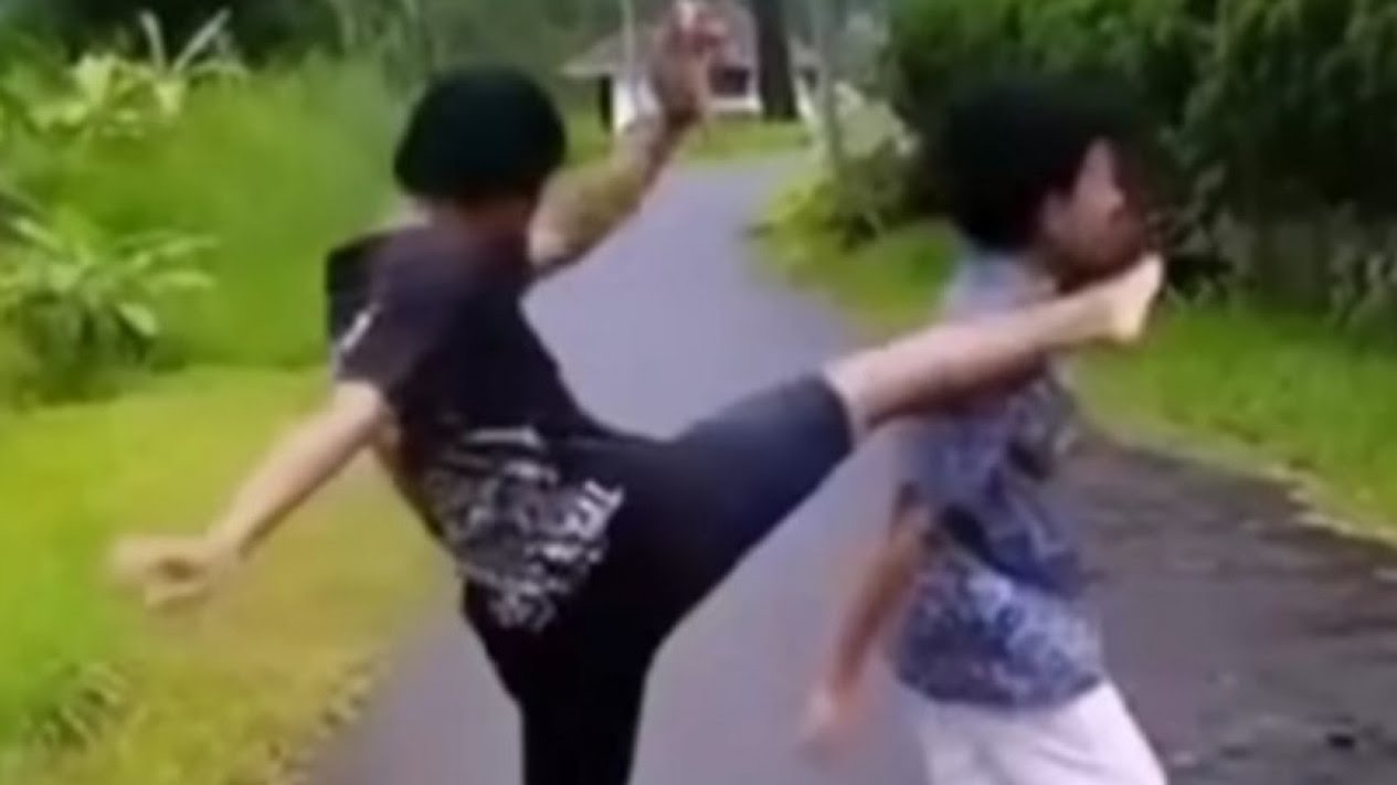 Tolak Gabung Geng, Pelajar SMP Pasuruan Dikeroyok Teman Hingga Bonyok