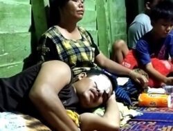 Istri Wartawan Korban Penganiayaan di Rokan Hulu Minta Keadilan