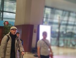 Bule yang Ludahi Imam Masjid di Bandung Ditangkap di Soetta