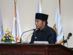 Pj Gubernur Al Muktabar Sampaikan Pendapat Raperda Tentang Pajak dan Retribusi Daerah