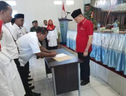 Wabup Pasaman Lantik Ismet Datuak Jadi Ketua PMI Kecamatan Bonjol