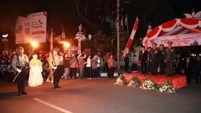 Rangkaian HUT Kemerdekaan RI ke-78, Pj Gubernur Al Muktabar Hadiri Upacara Taptu