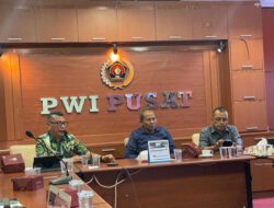 Launching HPN 2024, Jalan Santai Tokoh-tokoh Pers Nasional di Bundaran HI