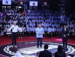 Panasnya Debat Capres Perdana