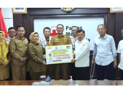 Bupati Serang Salurkan Donasi Rp 1 Milyar dari ASN-Siswa untuk Palestina Melalui PMI