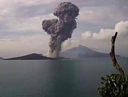 Nelayan dan Masyarakat Pesisir Diimbau Waspadai Erupsi Gunung Anak Krakatau