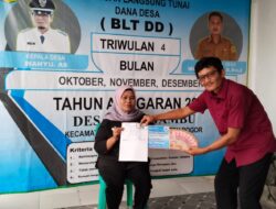 Penyaluran BLT DD Triwulan IV 2023 di Desa Pasir Jambu: Lancar dan Kondusif