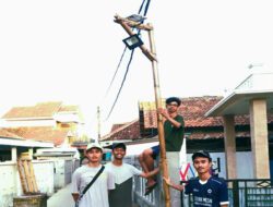 Mahasiswa UGM Pasang 12 Lampu Tenaga Surya dan Report Perkembangan Mangrove di Tanara