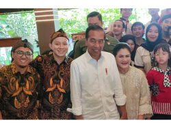 Orderfaz Sambut Presiden Jokowi saat Kunjungan Kerja di Kabupaten Bandung