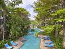 Courtyard by Marriott Bali Nusa Dua Resort, Tuan Rumah bagi Kolam Terpanjang di Nusa Dua Bali