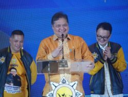DPP AMPI Anugerahi Airlangga Hartarto Gelar Ksatria Aswata Jaya