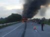 Pecah Ban dan Bergesekan dengan Beton, Bus Pahala Kencana Terbakar di Tol Jombang-Mojokerto