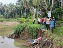 Tinjau Dampak Banjir Batang Tingkarang, Bupati Pasaman Minta OPD Untuk Menganggarkan