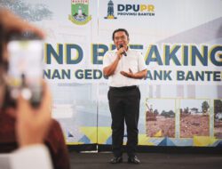 Pj Gubernur Al Muktabar Lakukan Ground Breaking Pembangunan Gedung Bank Banten