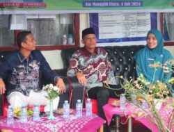 Penyerahan Bibit Ketahanan Pangan di Wali Nagari Aia Manggih Utara