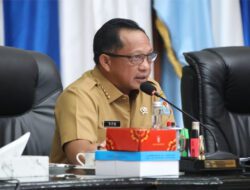 Mendagri Tito Sebut Ada Sekda yang Tawarkan Diri Dukung Cakada di Pilkada
