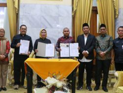 Bupati Tatu Serahkan NPHD untuk PSU Pilkada Kabupaten Serang