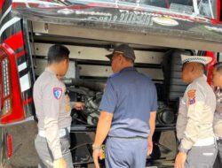 Cegah Kecelakaan, Puluhan Bus di Mojokerto Di-ramp Check