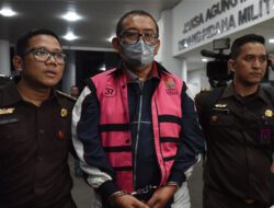 Jadi Tahanan Kota, Direktur JakTV Dipasangi Alat Pemantau di Tubuhnya