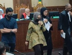 Istri Makelar Kasus Zarof Ricar Sebut Tak Tahu Isi Brangkas yang Disita Kejagung