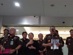 Kejagung Tetapkan Tiga Tersangka Perintangan Kasus Timah dan Impor Gula