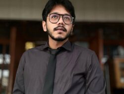 Ferry Irwandi: Bagaimana Konten Kreator Mendobrak Batas Edukasi di Era Digital