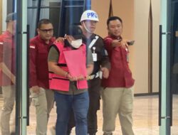 Ketua Buzzer Cyber Army Jadi Tersangka Perintangan Kasus Korupsi, Langsung Ditahan