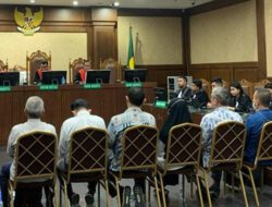 Kasus Korupsi Lebur Cap Emas, Enam Mantan Pejabat Antam Dituntut Sembilan Tahun Penjara