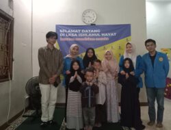 Edukasi Digital Marketing dan Pengembangan Model Bisnis Digital untuk Generasi Z di Era 4.0