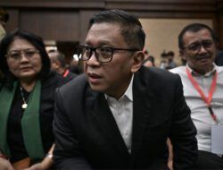 Sekjen PDI-P Hasto Kristiyanto Dituntut Tujuh Tahun Penjara