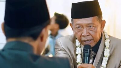 Ini Sosok Mbah Tarman yang Viral Nikahi Wanita dengan Mahar Cek Rp 3 Miliar