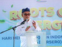 Perkuat Sabuk Hijau Pesisir, Gubernur Andra Soni Ajak Masyarakat Rawat Mangrove