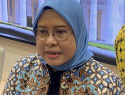 Kemlu Sebut Ada 329 WNI di Iran, Mayoritas Mahasiswa