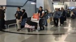 22 WNI yang Dievakuasi dari Iran Tiba di Bandara Soekarno-Hatta